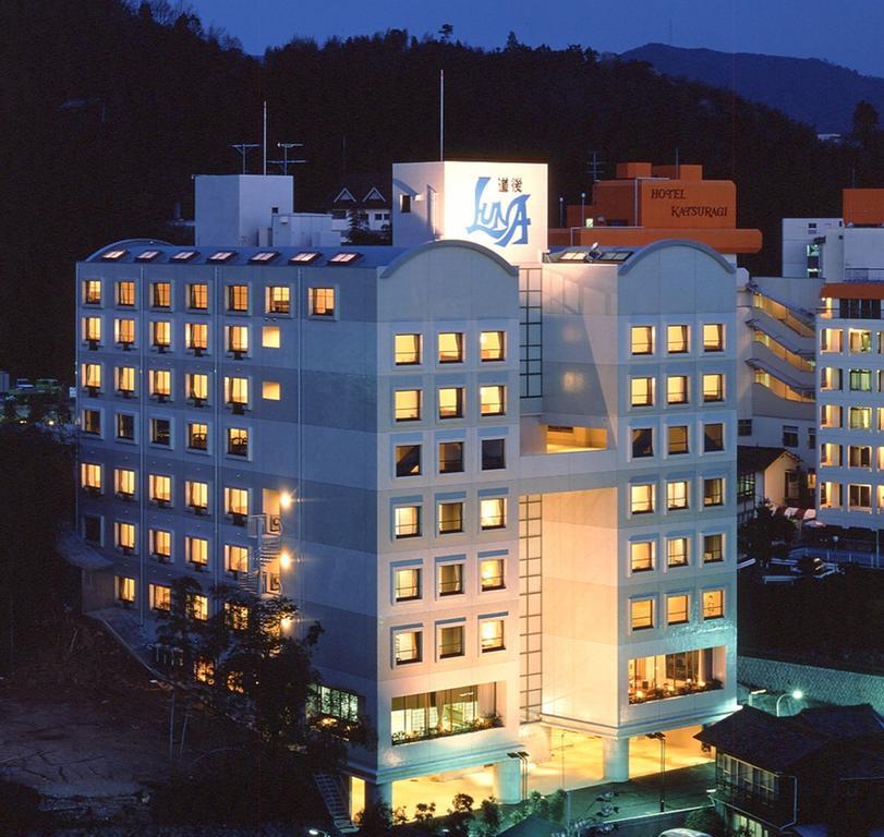 Hotel Luna Park Ehime Dış mekan fotoğraf